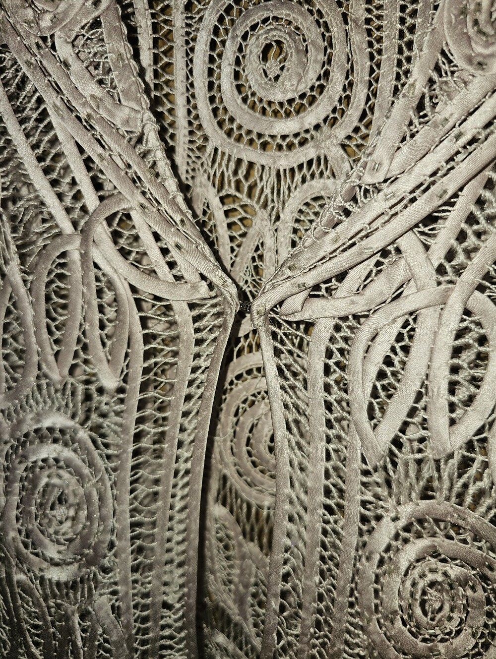 SOULMATES Silk Ribbon Embroidered Rhinestone Collared Formal Jacket - Medium - Picture 4 of 8